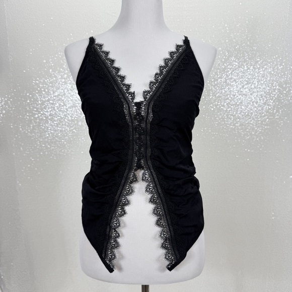Out From Under Black Lace Cami Top Corset Style Plunge Neck Urban Outfitters LG - Picture 4 of 14